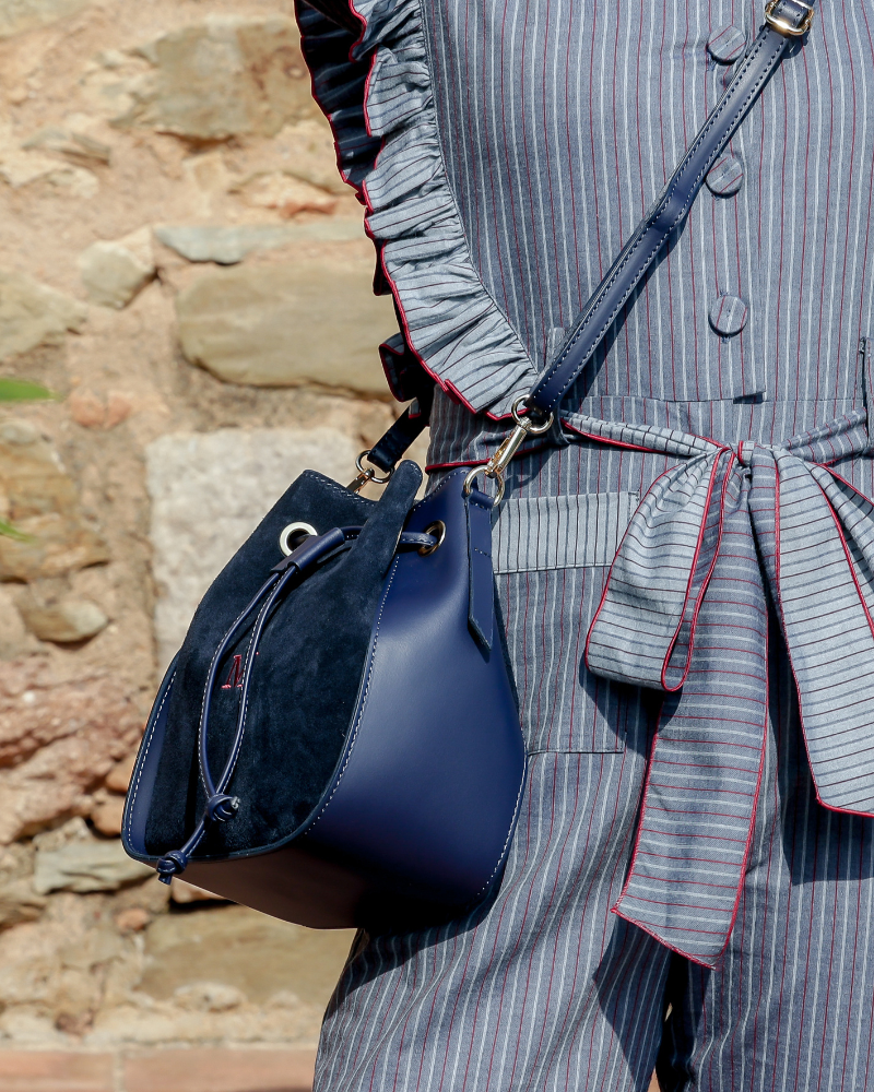 Μέδουσα – Τσάντα  τύπου bucket σε navy suede