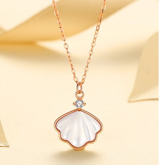 Θάλασσα – Κολιέ με κοχύλι και μαργαριτάρια